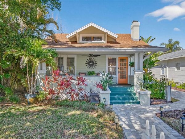 227 11TH AVENUE NE, ST PETERSBURG, FL 33701