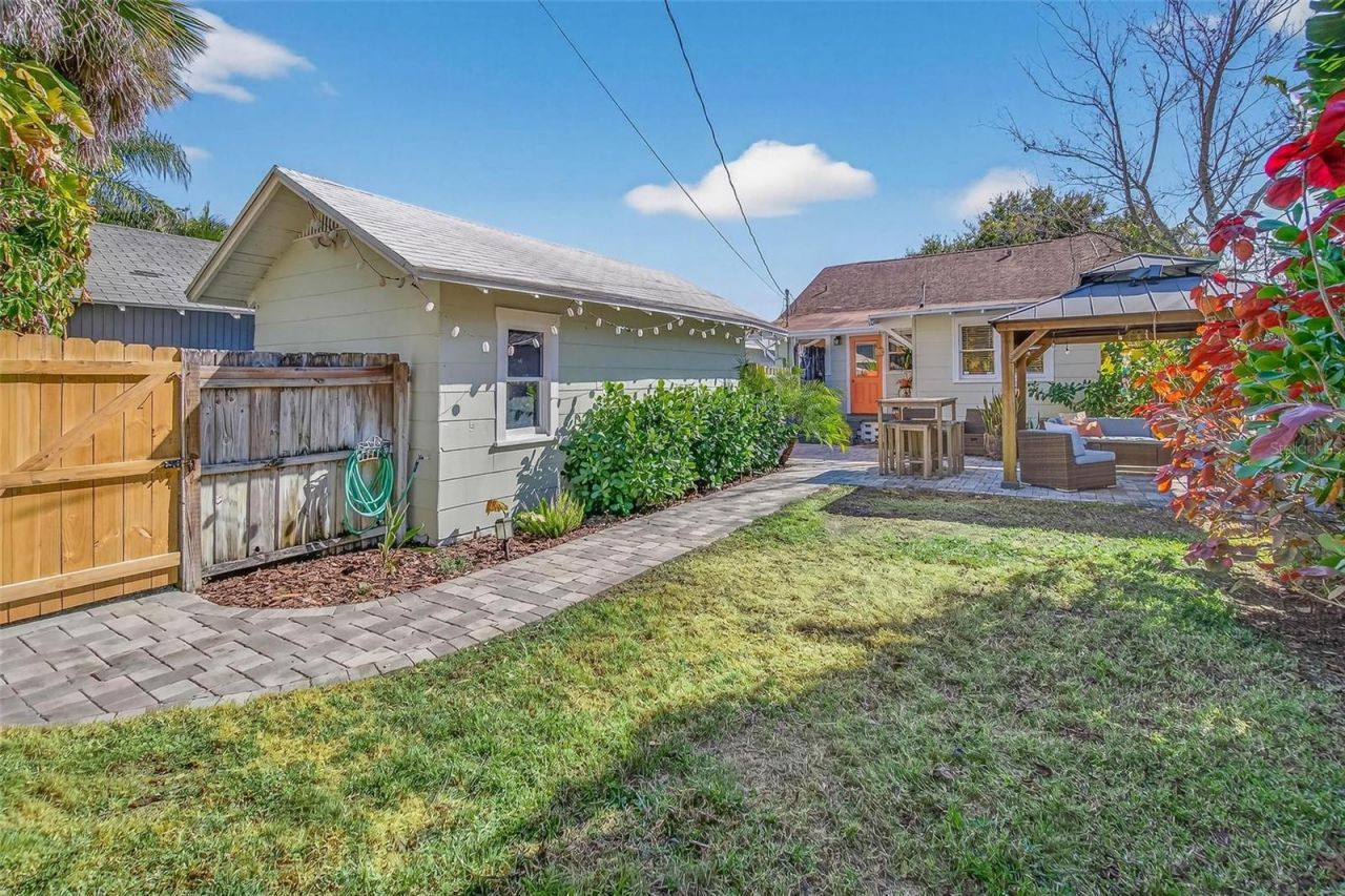227 11th Avenue Ne, Saint Petersburg, FL 33701 Photo