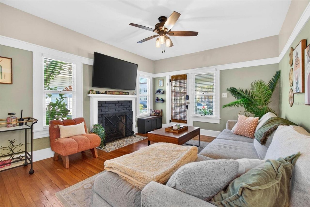 227 11th Avenue Ne, Saint Petersburg, FL 33701 Photo