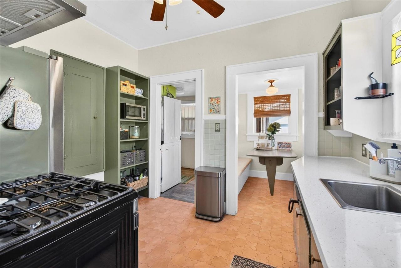 227 11th Avenue Ne, Saint Petersburg, FL 33701 Photo