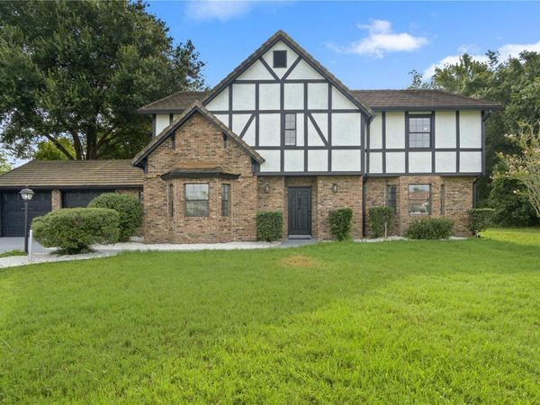 2540 ALBANY DRIVE, KISSIMMEE, FL 34758