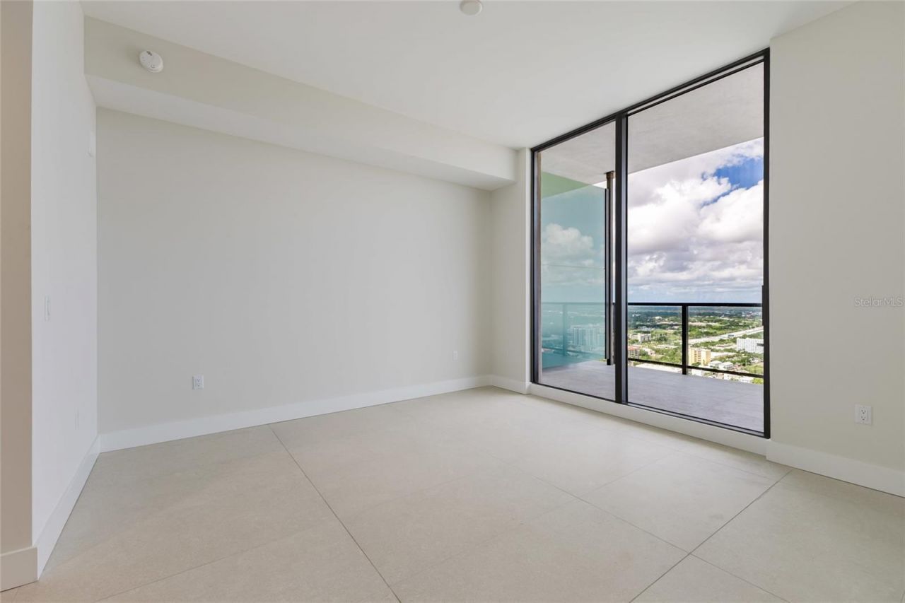 275 1st Avenue S, Unit 3908, Saint Petersburg, FL 33701 Photo