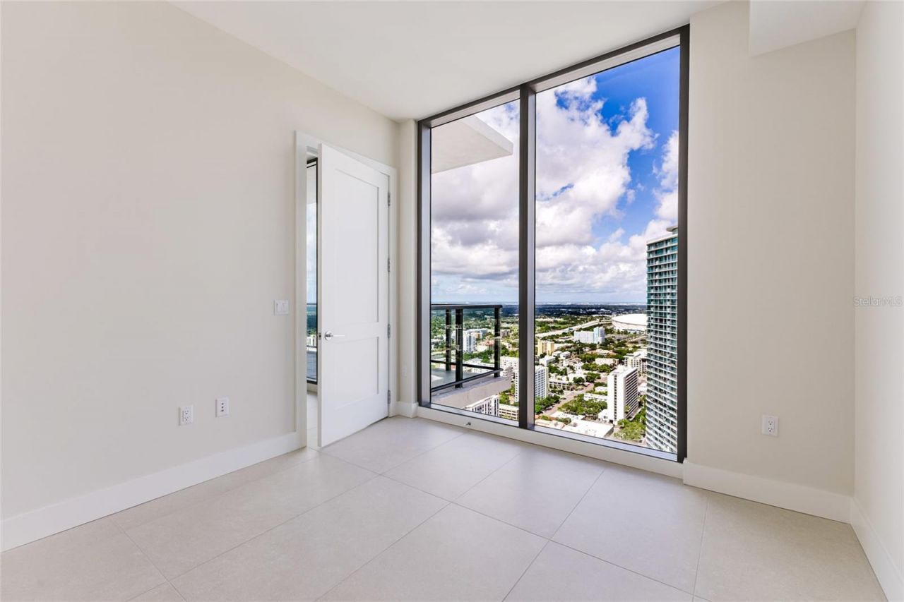275 1st Avenue S, Unit 3908, Saint Petersburg, FL 33701 Photo
