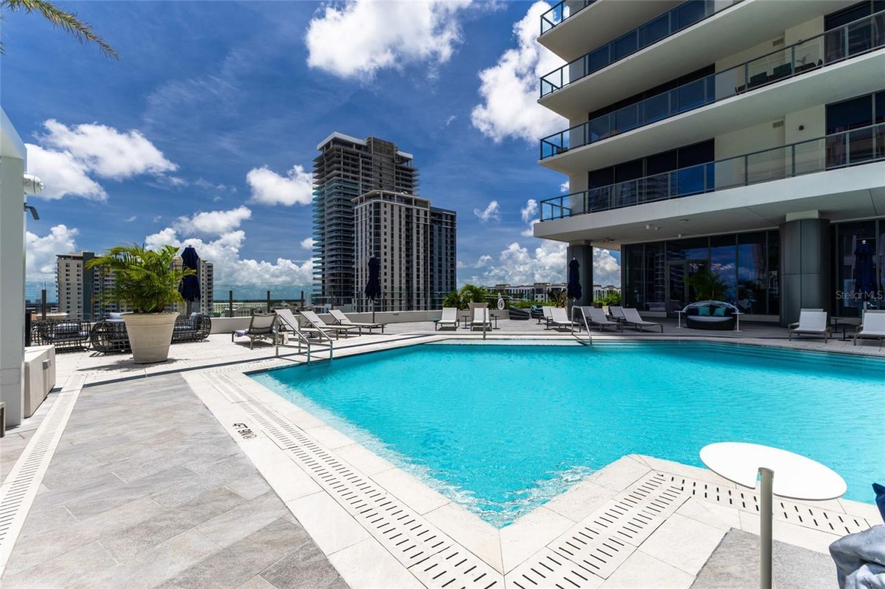 275 1st Avenue S, Unit 3908, Saint Petersburg, FL 33701 Photo