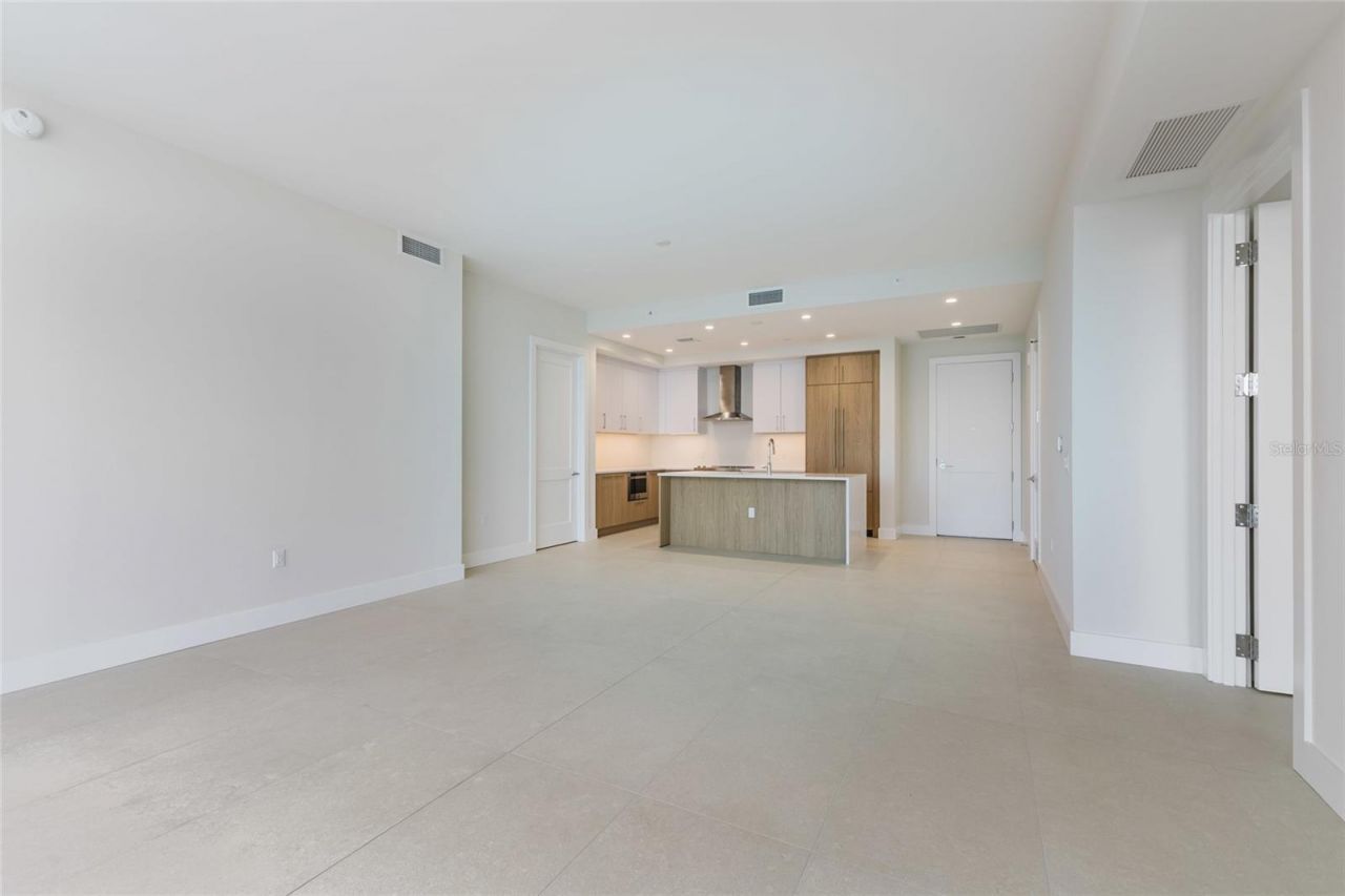 275 1st Avenue S, Unit 3908, Saint Petersburg, FL 33701 Photo