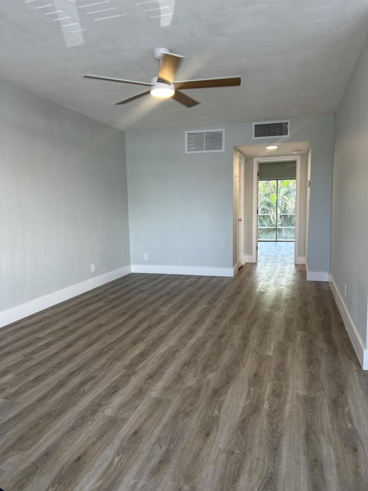 1980 Sunset Avenue, Unit 12, Lake Worth Beach, FL 33461 Photo