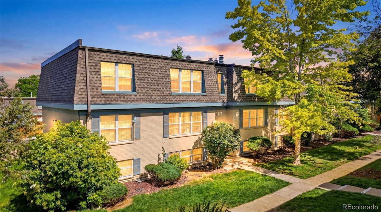 9350 E Girard Avenue, Unit 9, Denver, CO 80231 Main Photo