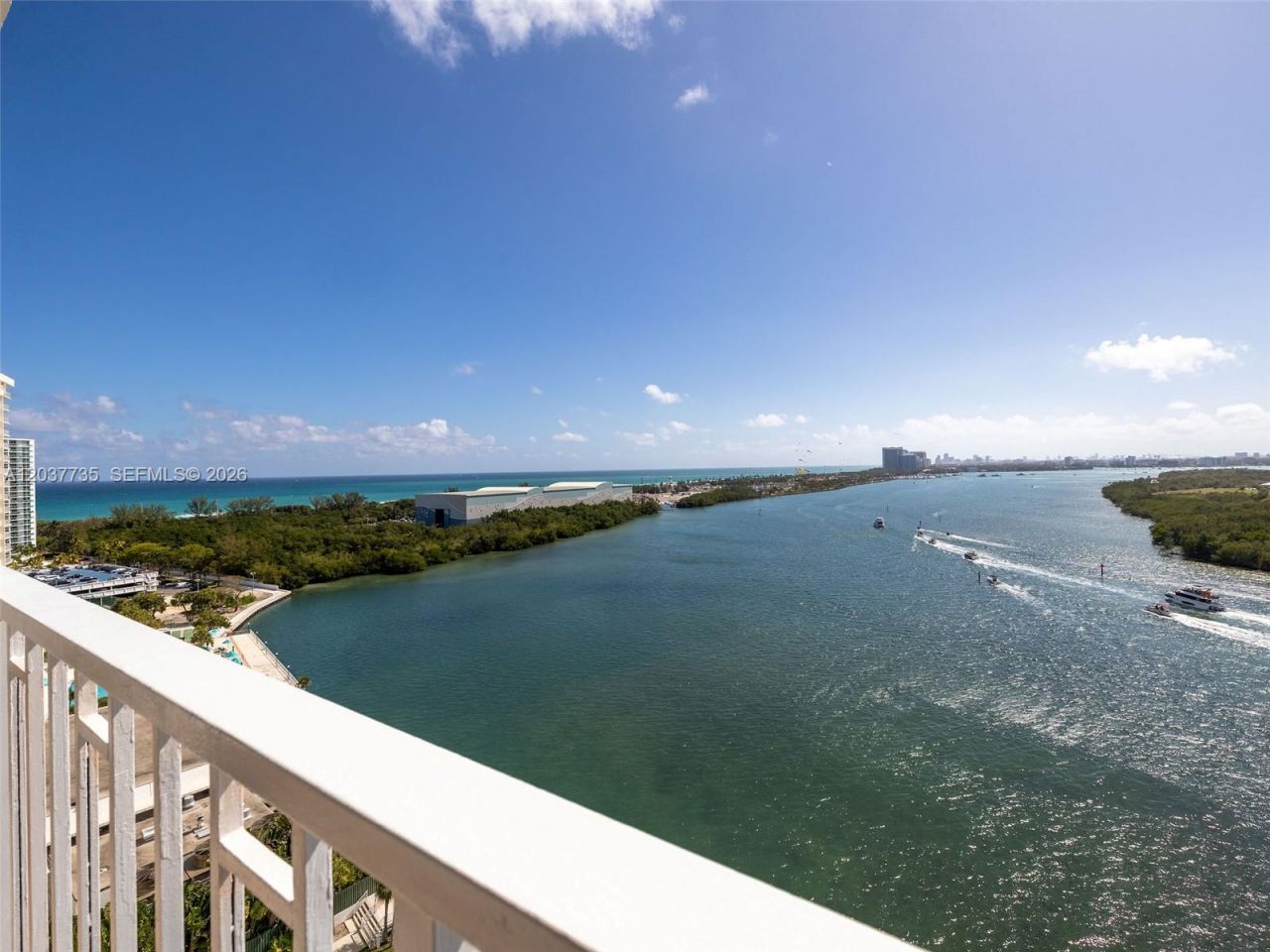 500 Bayview Dr, Unit 1520, Sunny Isles Beach, FL 33160 Photo