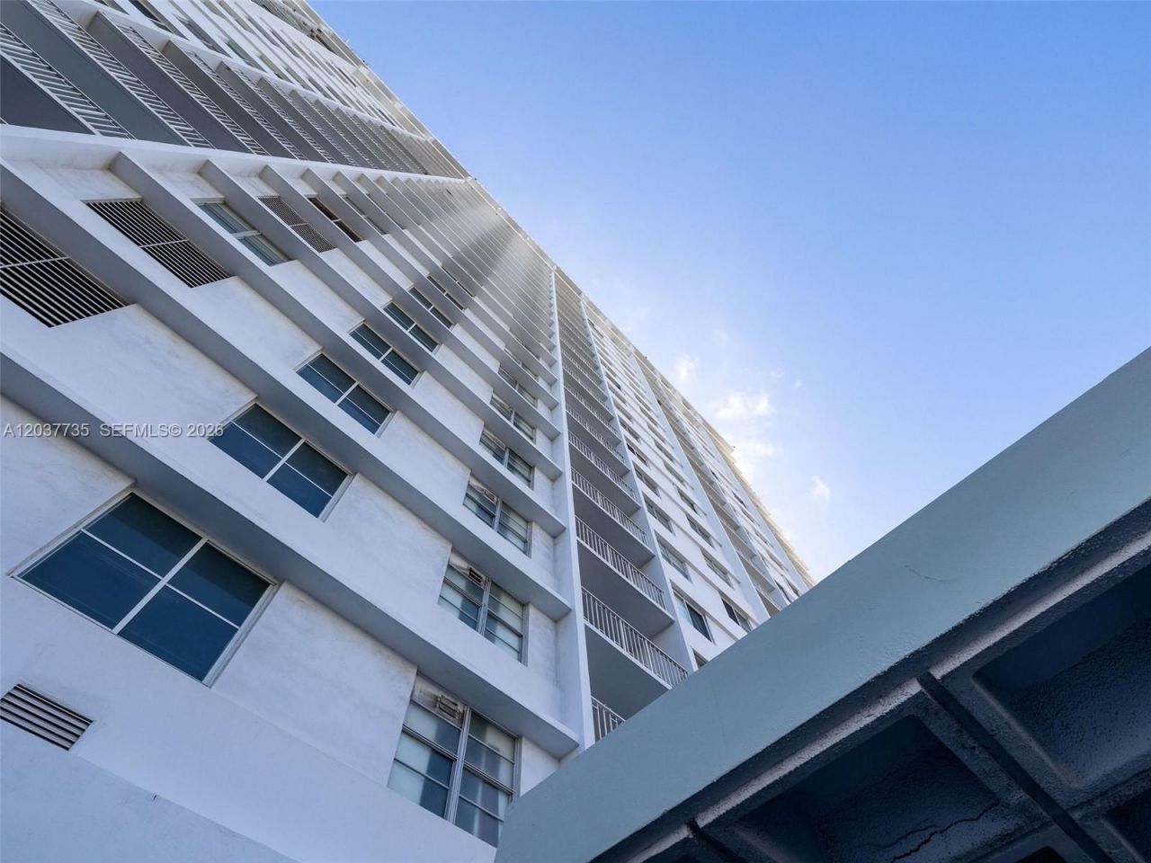 500 Bayview Dr, Unit 1520, Sunny Isles Beach, FL 33160 Photo