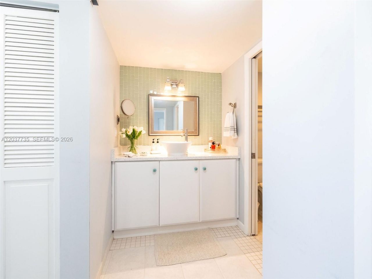 500 Bayview Dr, Unit 1520, Sunny Isles Beach, FL 33160 Photo