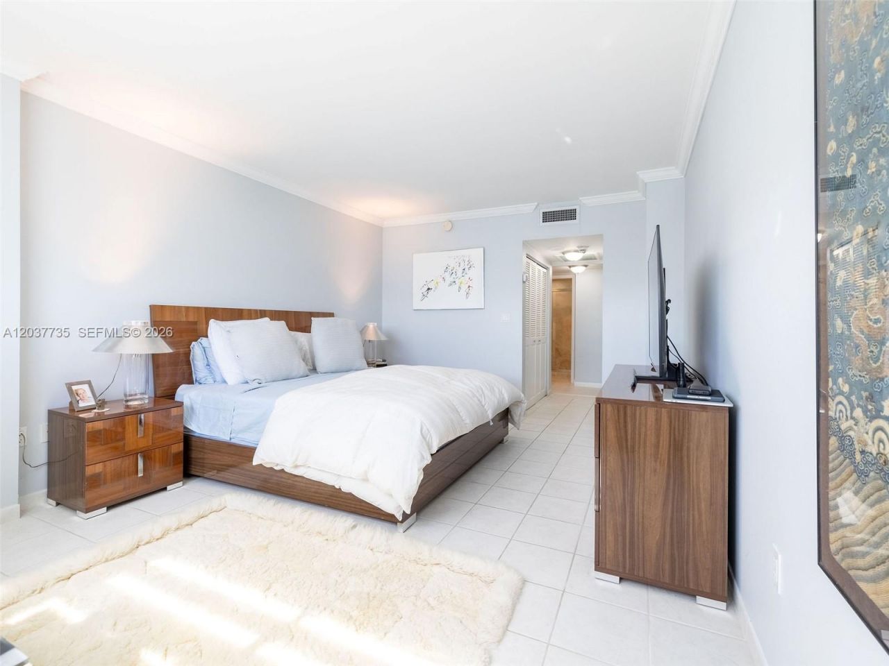 500 Bayview Dr, Unit 1520, Sunny Isles Beach, FL 33160 Photo
