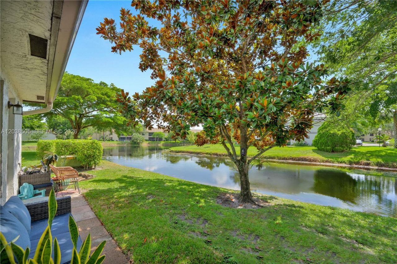 3218 S Carambola Cir S, Coconut Creek, FL 33066 Photo