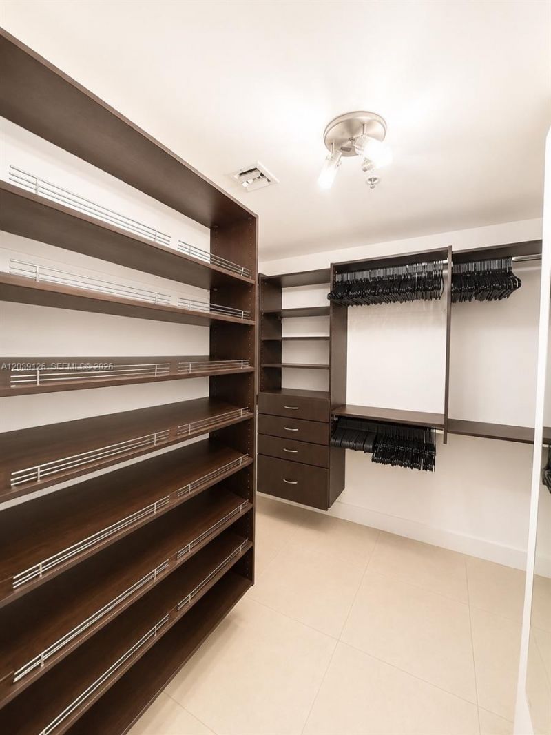 92 SW 3rd St , Unit 503, Miami, FL 33130 Photo