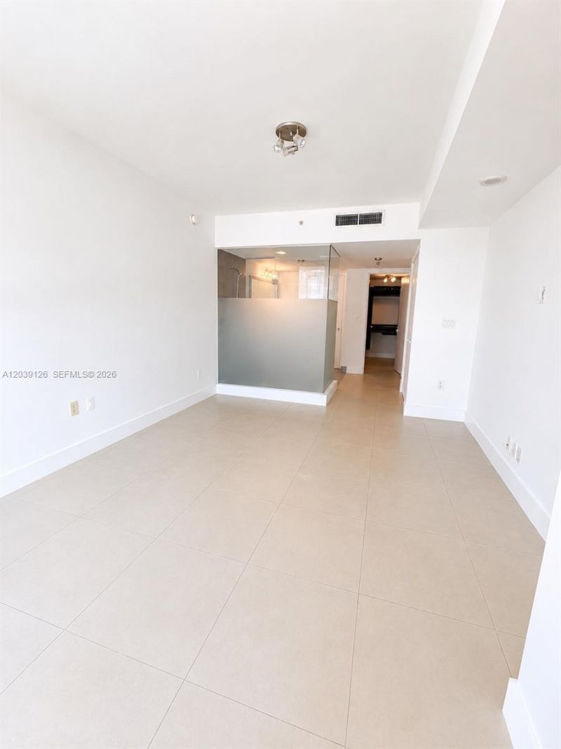 92 SW 3rd St , Unit 503, Miami, FL 33130 Photo
