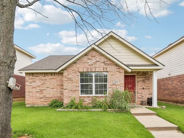 9012 Wayne Street , Cross Roads, TX 76227