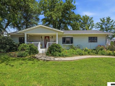 211 E Church Street, Cook, NE 68329