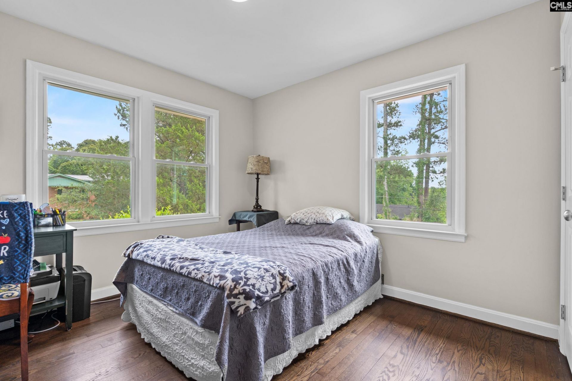 1111 Price Circle  Photo 18