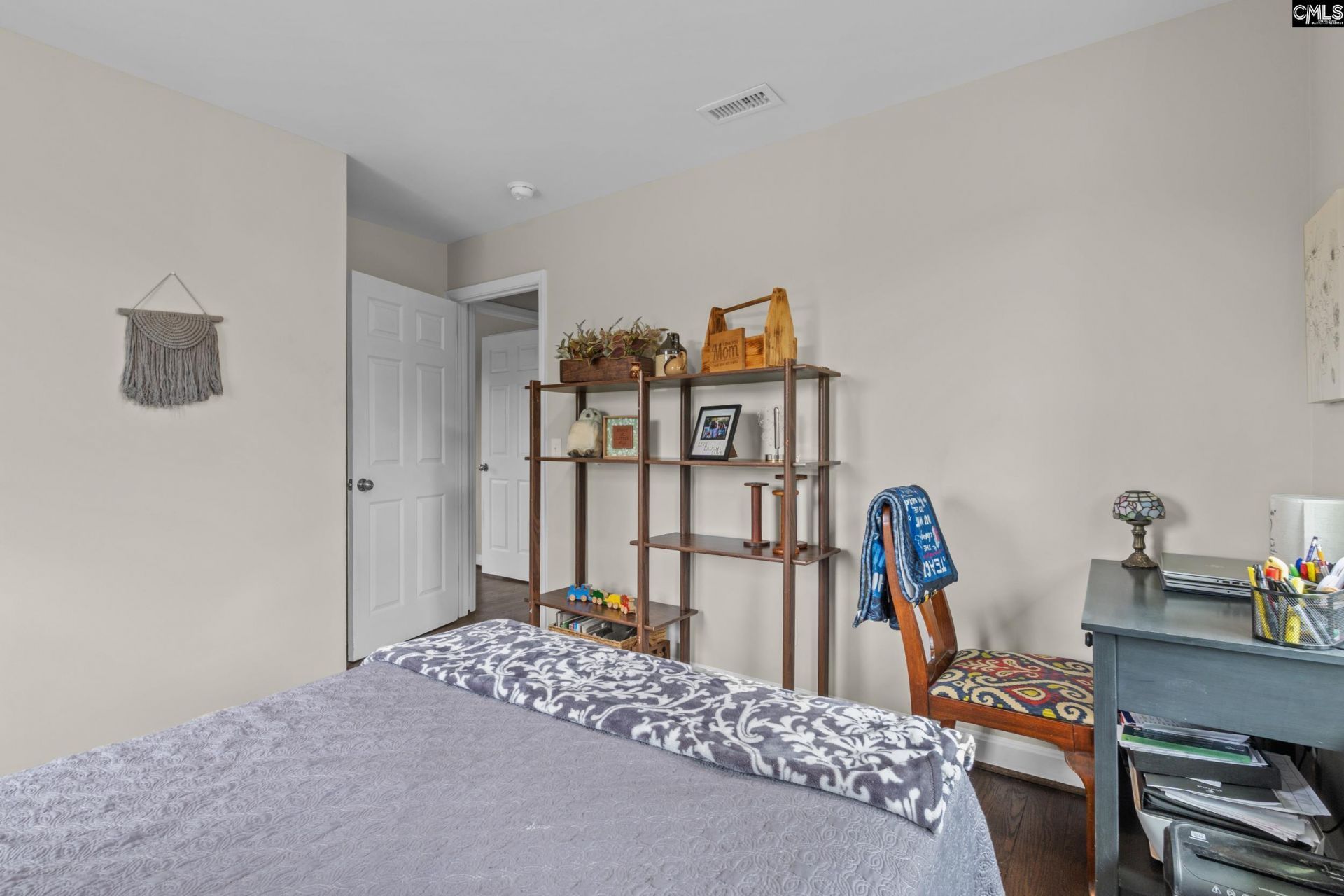 1111 Price Circle  Photo 19