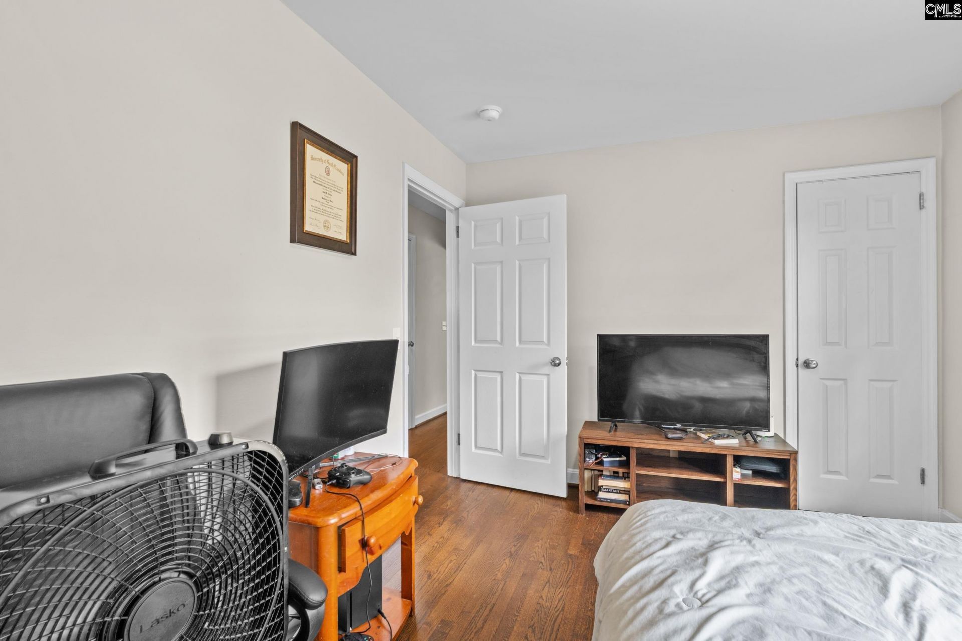 1111 Price Circle  Photo 20