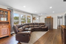 1111 Price Circle  photo 4