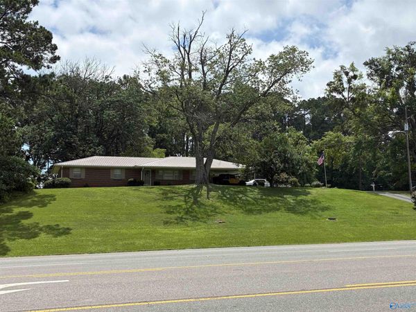 1001 Ewing Ave/ Hwy 411, Gadsden, AL 35901
