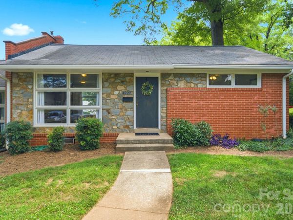 4227 Cheltenham Road , Charlotte, NC 28211