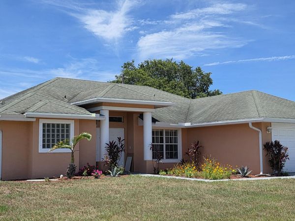 425 SW Mccomb Avenue, Port St. Lucie, FL 34953