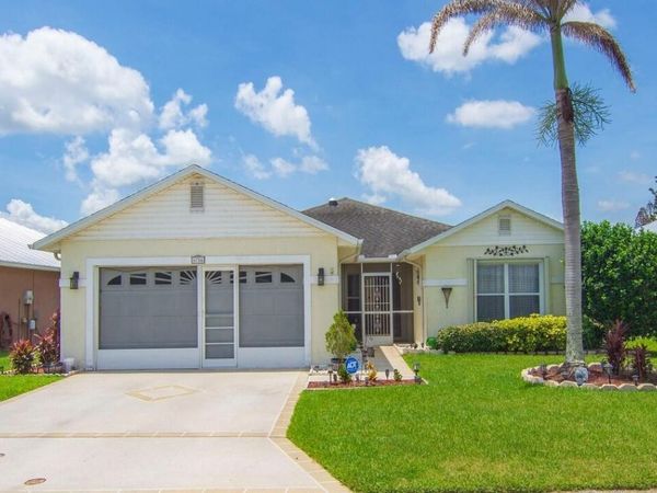 6704 Picante Circle, Fort Pierce, FL 34951