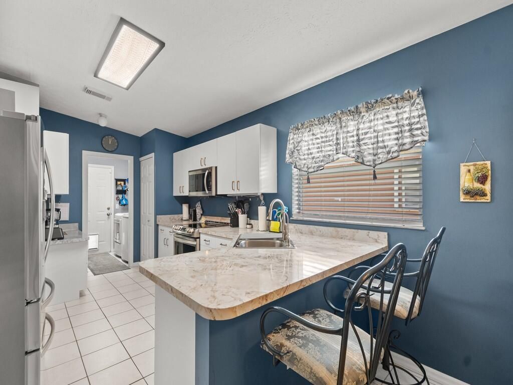 6704 Picante Circle, Fort Pierce, FL 34951 Photo
