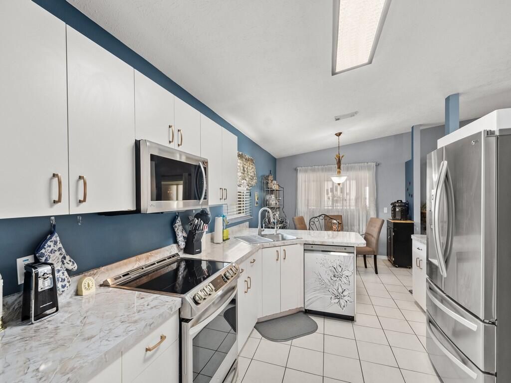 6704 Picante Circle, Fort Pierce, FL 34951 Photo