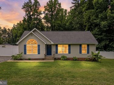 102 INDEPENDENCE DRIVE, RUTHER GLEN, VA 22546