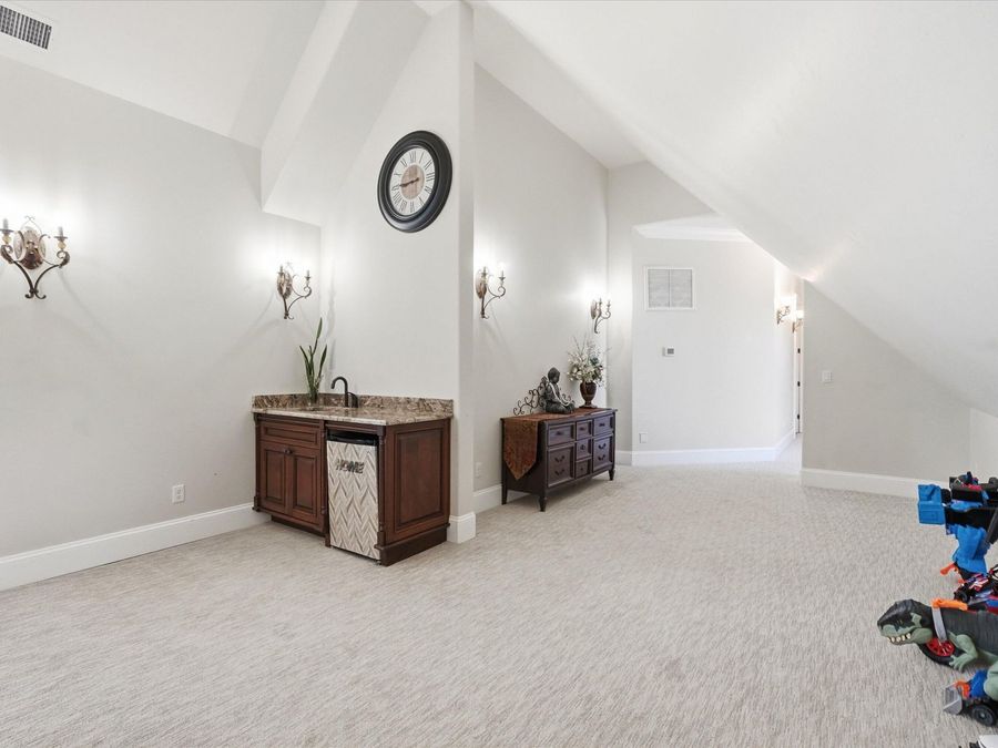 Property Image 98