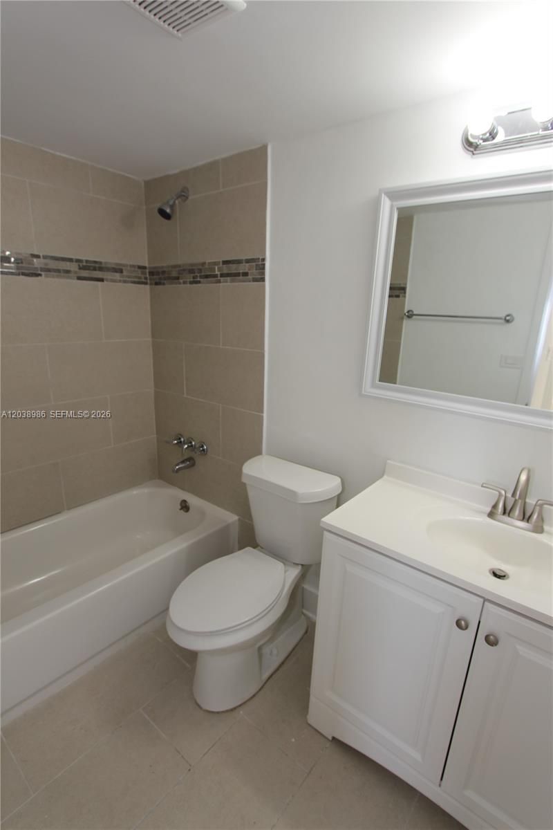 801 NW 47th Ave , Unit 614W, Miami, FL 33126 Photo