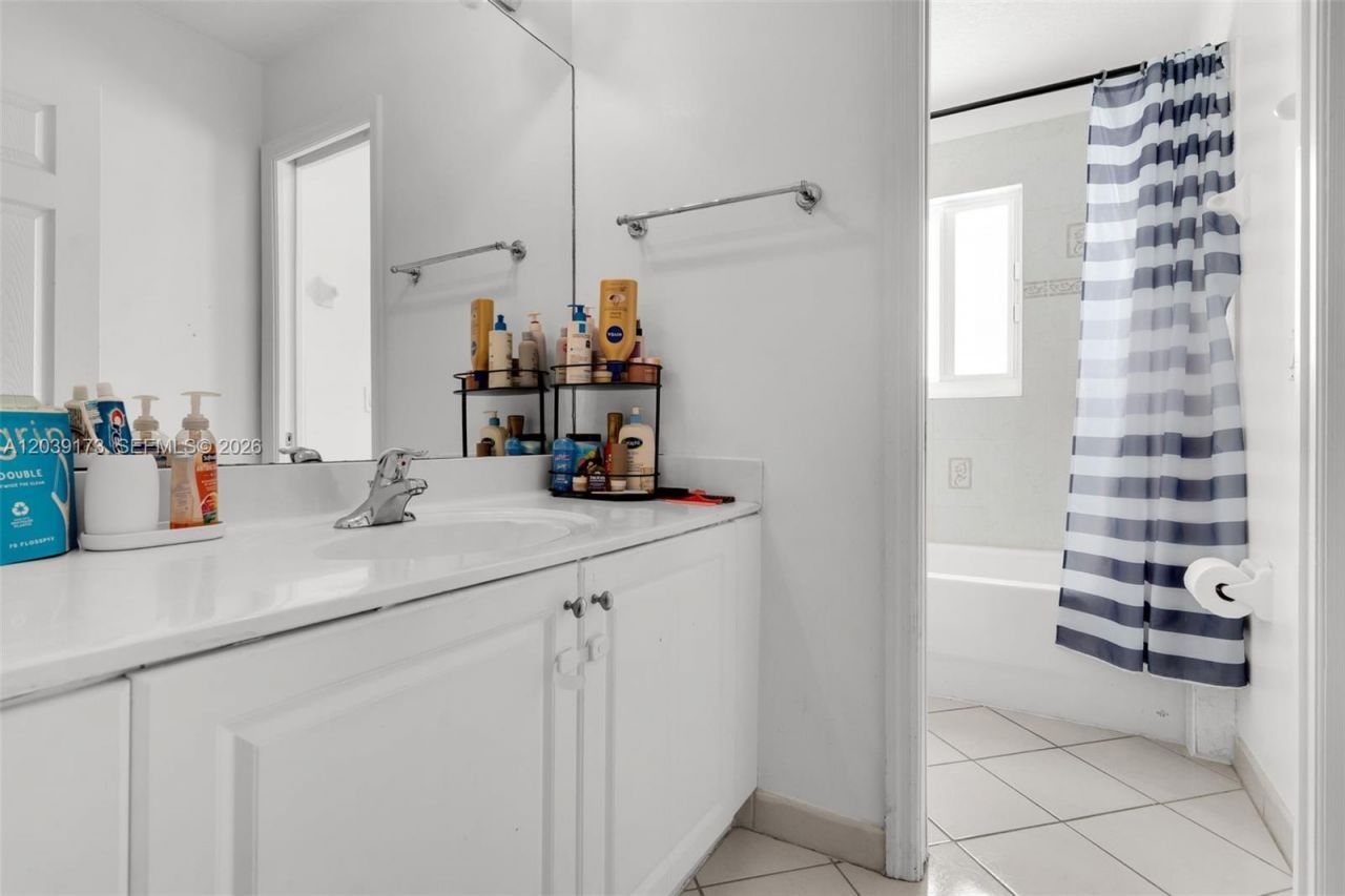 1760 NE 36th Ave, Homestead, FL 33033 Photo
