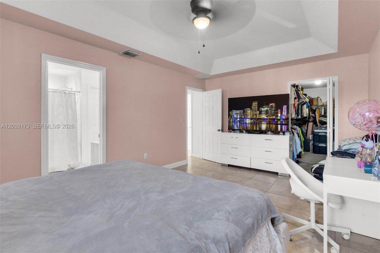 1760 NE 36th Ave, Homestead, FL 33033 Photo