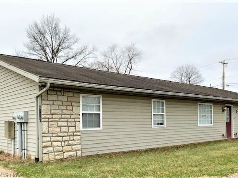 6125 Austin Lane Drive, Unit B, Nashport, OH 43830 Photo 1