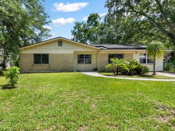 201 MASON STREET , BRANDON, FL 33511