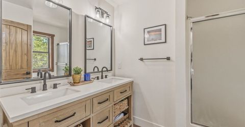 12434 Snowpeak Way, Truckee, CA 96161 Photo