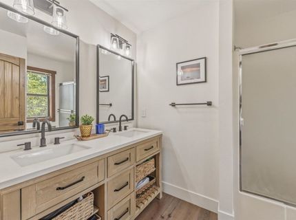 12434 Snowpeak Way, Truckee, CA 96161 Photo