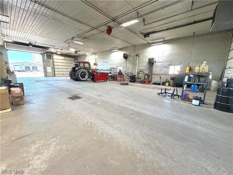 622 Pleasant Valley Road NW, Sugarcreek, OH 44681 Photo 6