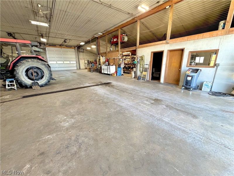 622 Pleasant Valley Road NW, Sugarcreek, OH 44681 Photo 7