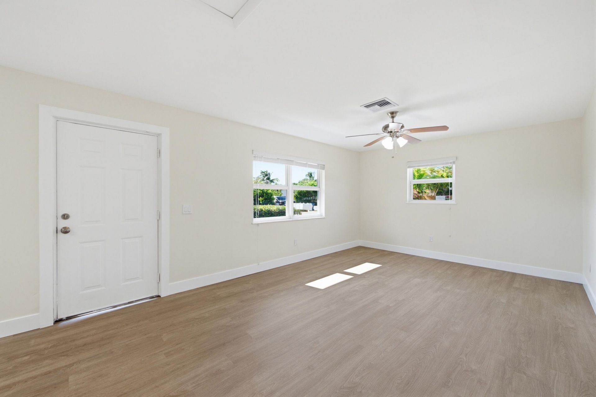 351 Wickline Boulevard, Lantana, FL 33462 Photo