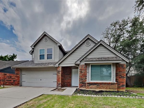 6014 Hollyleaf Drive, Arlington, TX 76017