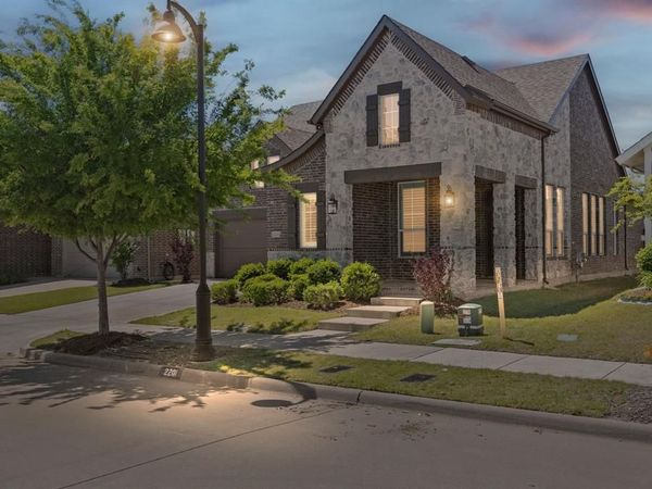 2201 Lagun Drive, Rowlett, TX 75088