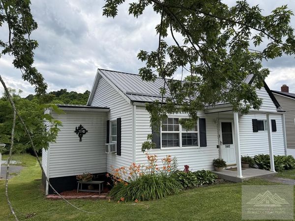 1443 Glenwood Park Road, Princeton, WV 24739