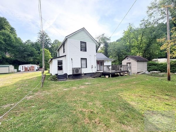 62 Cornsilk Rd, Maybeury, WV 24861