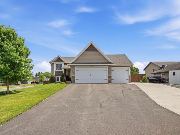 1632 Jefferson Street S, Cambridge, MN 55008