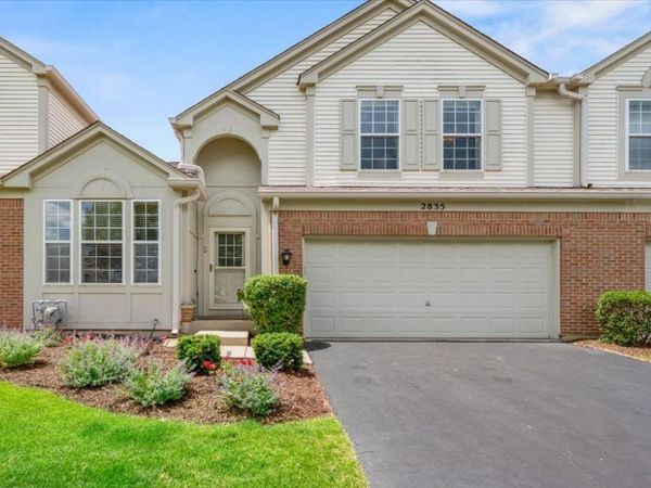 2835 Waterfront Avenue , Algonquin, IL 60102