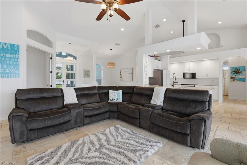 2114 SW 29th Ter, Cape Coral, FL 33914 Photo