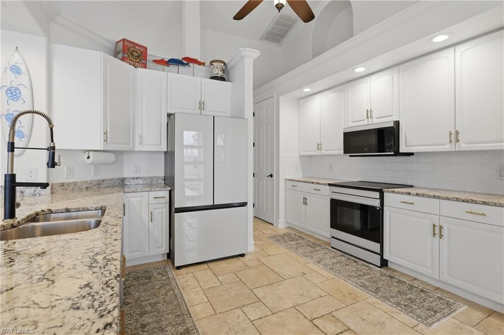 2114 SW 29th Ter, Cape Coral, FL 33914 Photo